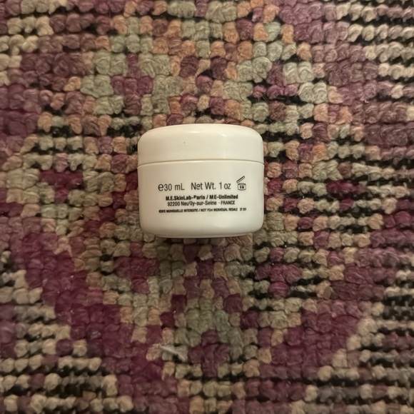 Cleanser 27 M.E.SkinLab Paris Bio-Vitalizing Cell Cleansing Balm - Picture 3 of 7